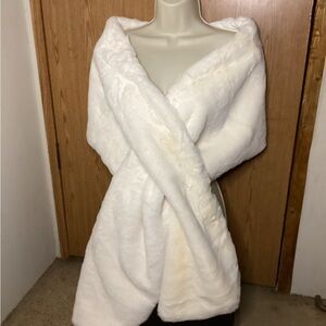Elegant White Faux Fur Cape